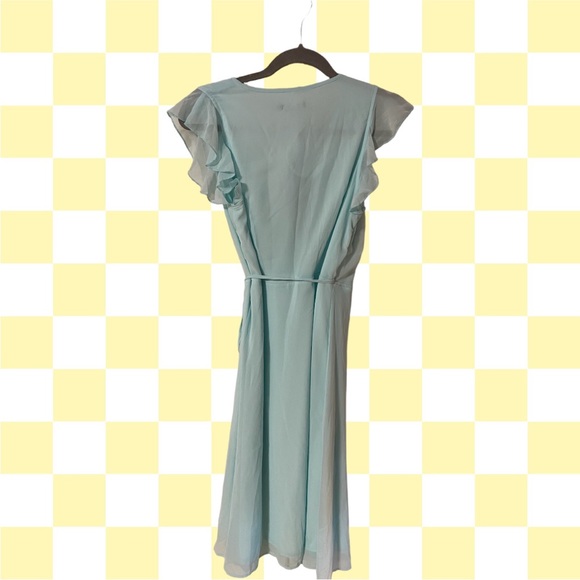 A Boohoo dress in size 4 NWT - Picture 7 of 8